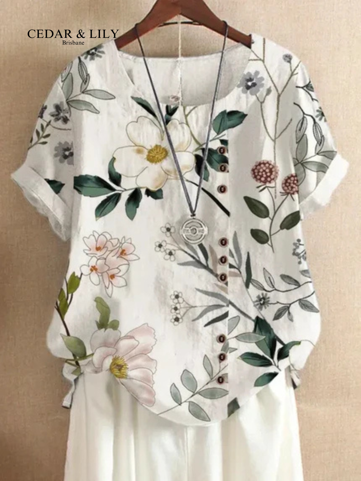 Ivy™ | Effortlessly Stylish Botanical Button-Up Blouse