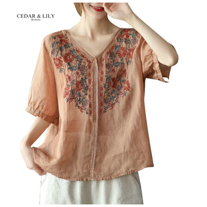 Lily™ | Chic Floral Embroidered Top for a Touch of Elegance