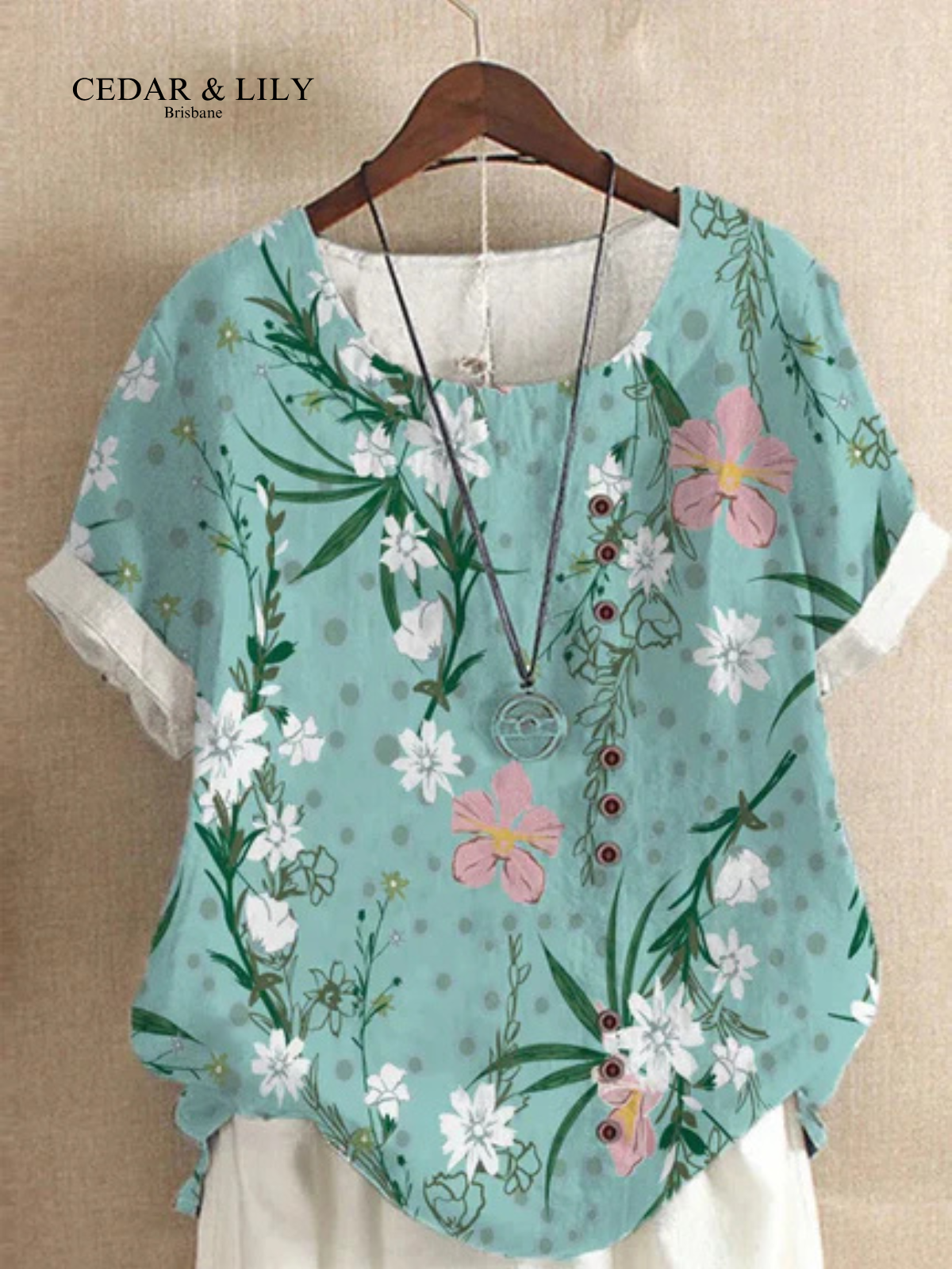 Ivy™ | Effortlessly Stylish Botanical Button-Up Blouse