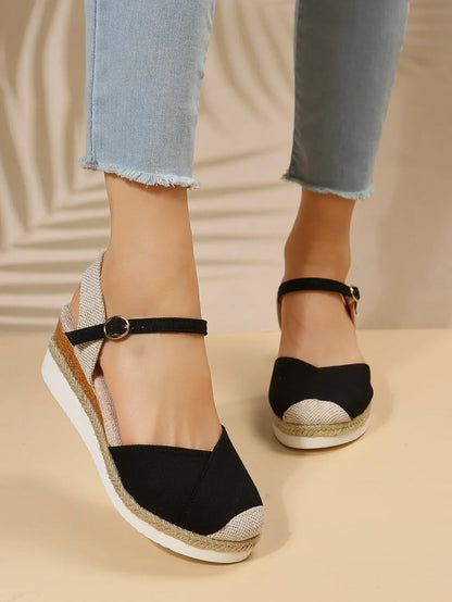 Courtney | Stylish Closed Toe Wedge Sandals for Ultimate Comfort and Support