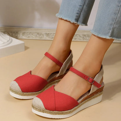 Courtney | Stylish Closed Toe Wedge Sandals for Ultimate Comfort and Support