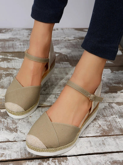 Courtney | Stylish Closed Toe Wedge Sandals for Ultimate Comfort and Support