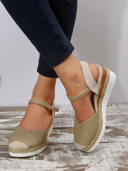 Courtney | Stylish Closed Toe Wedge Sandals for Ultimate Comfort and Support